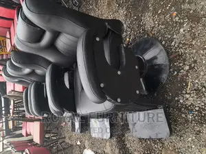 Kinyozi Salons Seats