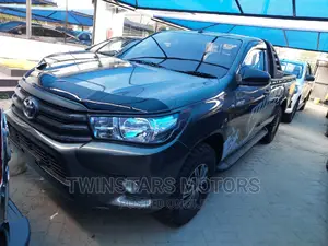 Hilux REVO SINGLE CAB Manual Diesel
