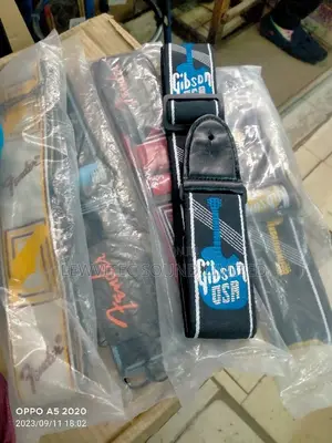 Gibson/ Fender Guitar Straps