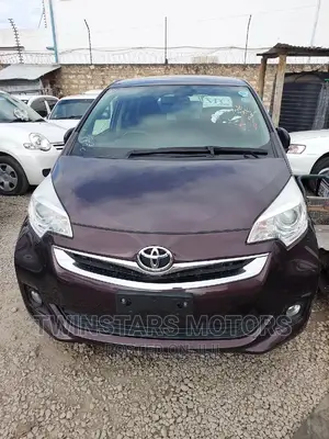 Toyota Ractis 1.5 FWD 2017 Purple