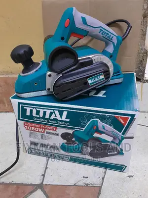 Wood Electric Planer Set 1050 Watts