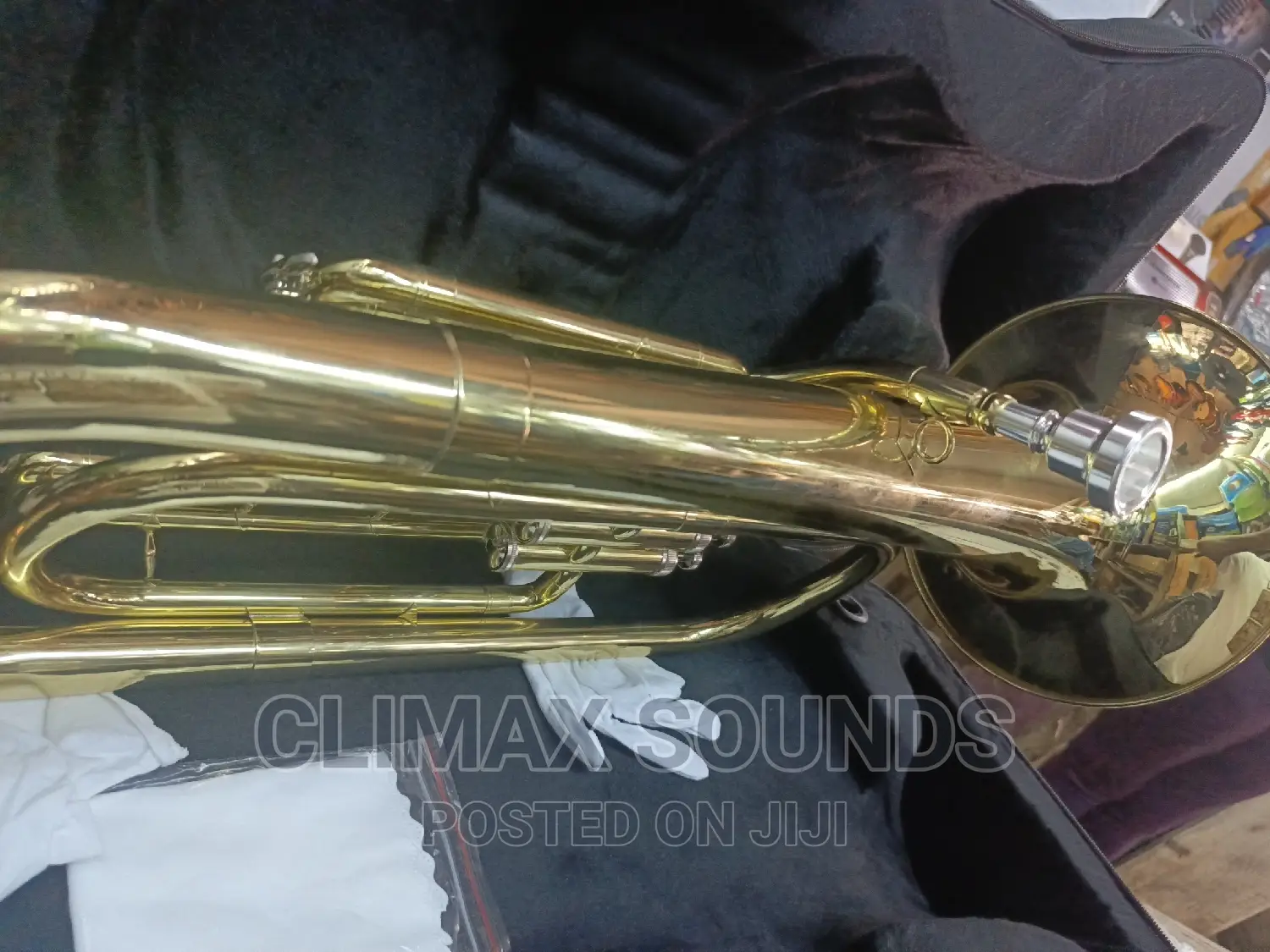Bariton Wind Instrument