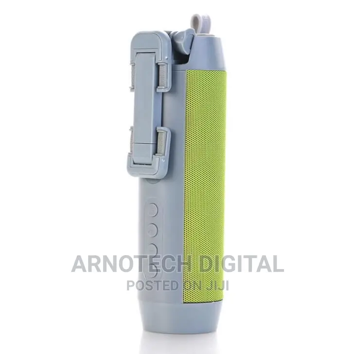 Selfie Stick With Bluetooth Speaker