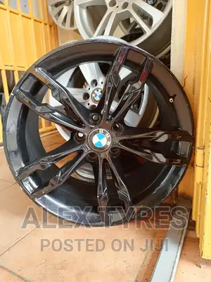 Size 18 BMW Original Alloy Rims Set