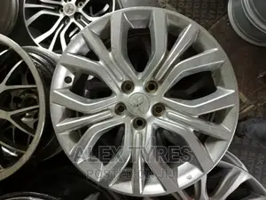 Size 18 Inches Mitsubishi Outlander Alloy Rims Set