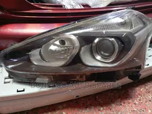 Toyota Sienta (2015-2017) Nonxenon Headlight Assembly
