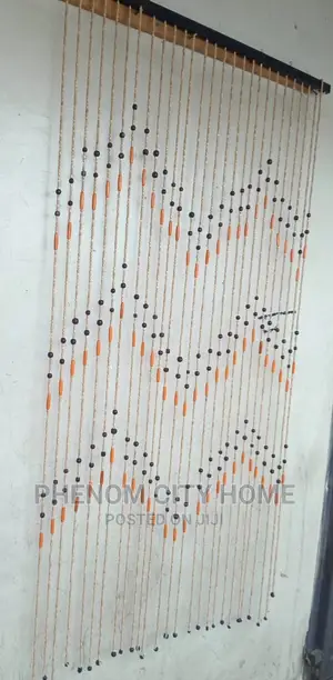 Salon Curtain With Wooden Beads