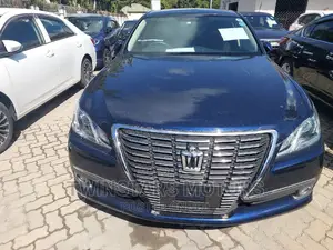 Toyota Crown 2015 Blue