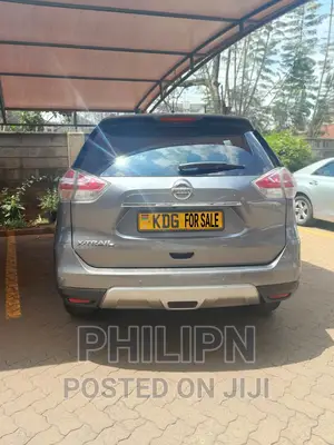 Nissan X-Trail 2015 Silver