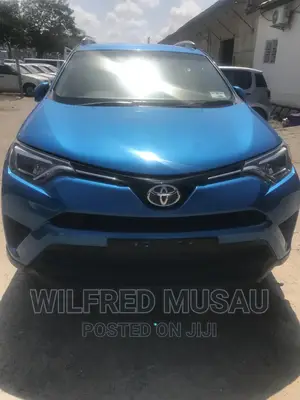Toyota RAV4 2016 Blue