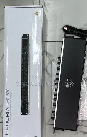 Behringer U-Phoria UMC1820 - USB 2.0 Audio/Midi Interface