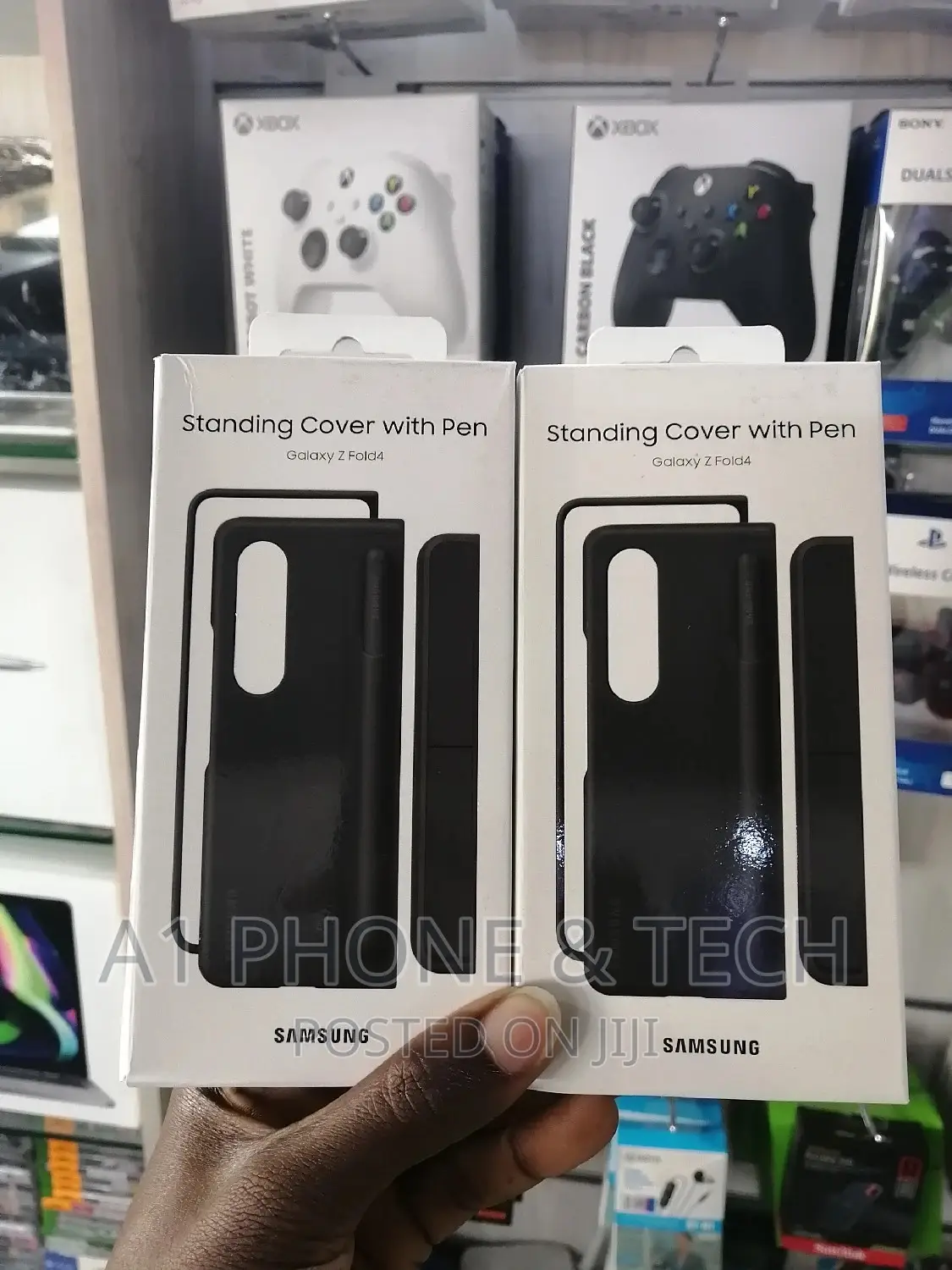 Standing Cover With Pen