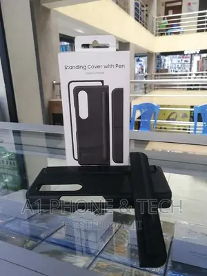 Standing Cover With Pen
