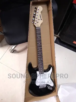 Yamaha Solo Guitar