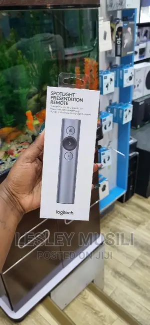 Logitech Spotlight Presentation Remote - Advanced Digital