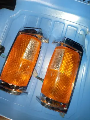 Tail Lamp Nissan Sahara /Z16 Yellow Chrome/Yellow Black