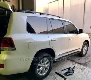 Presidential Llumar Tint Film With a 5 Year Warrant OFFER