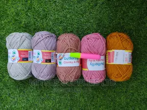 Butterfly Chunky Mixed Colour Yarn With Knitting Latch