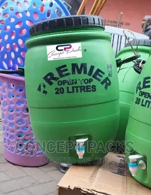 20 Litres Water Tank With Tap.