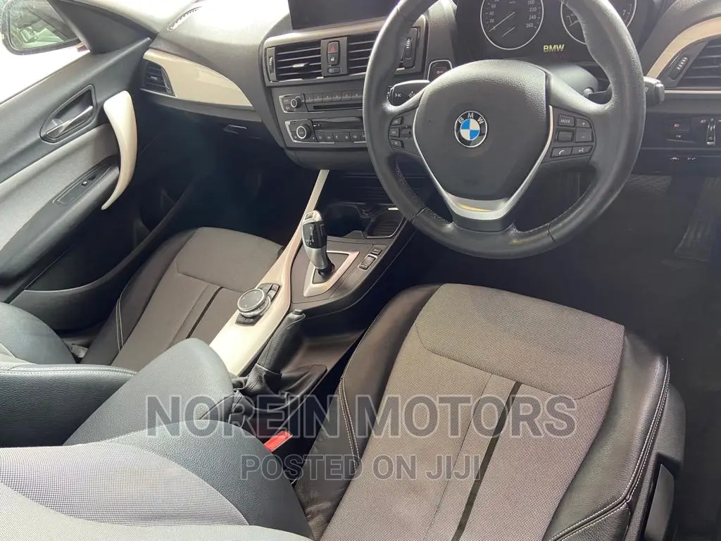 BMW 118i 2016 Red