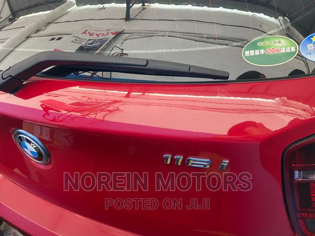BMW 118i 2016 Red