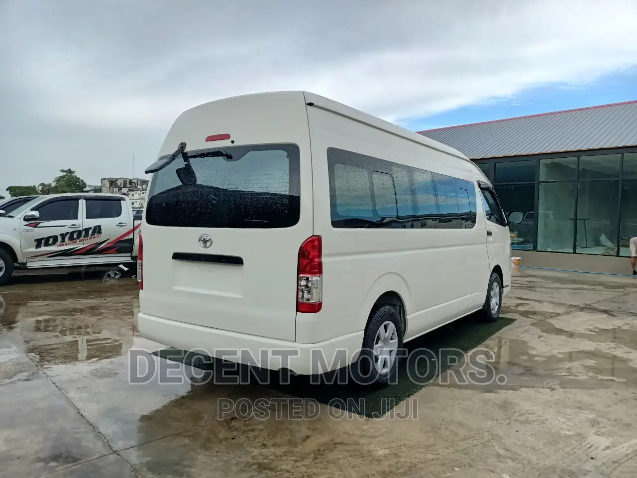 Toyota Coaster 2017 White