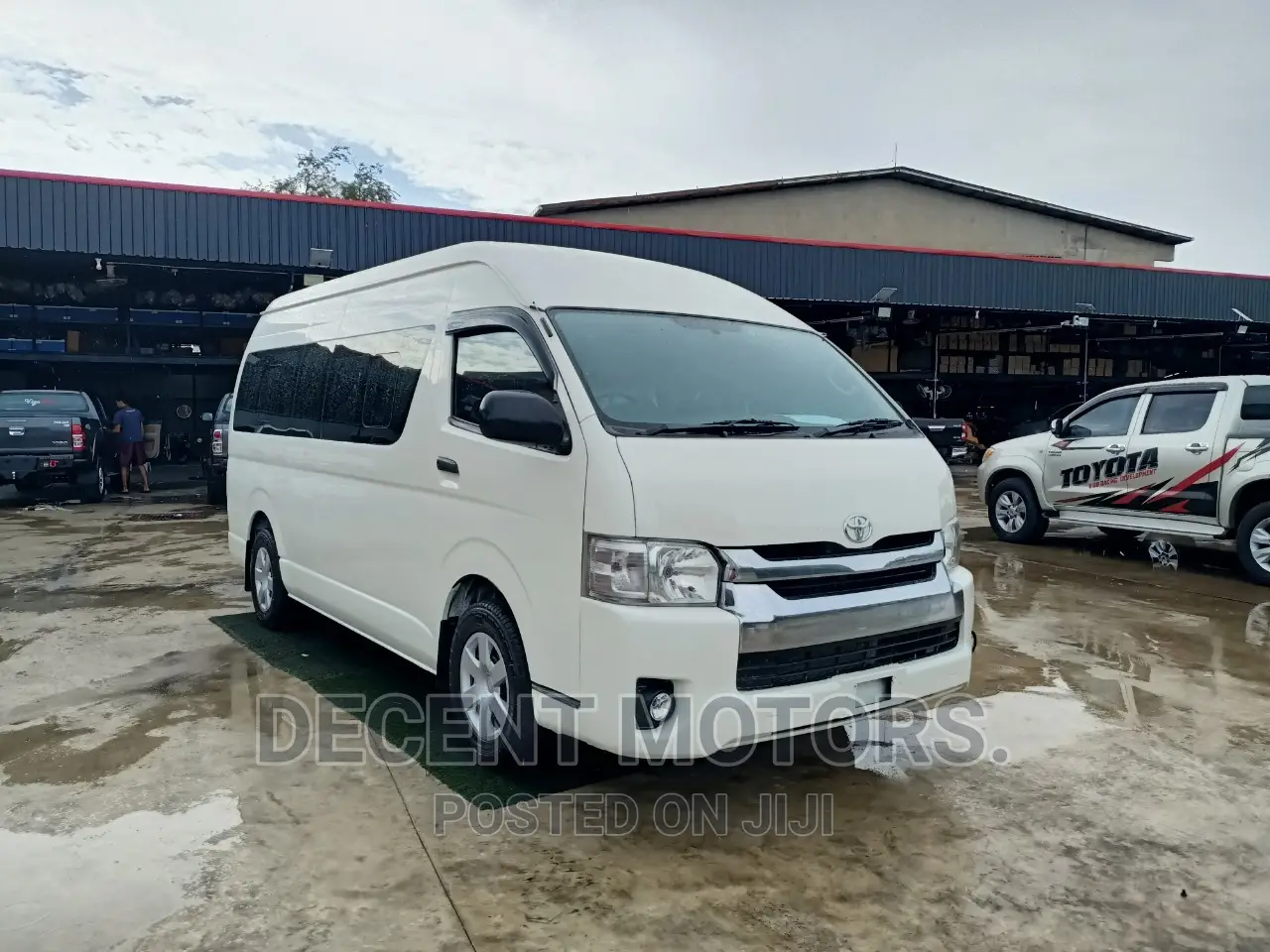 Toyota Coaster 2017 White