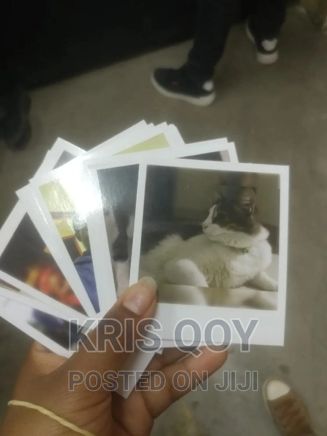 Customizable Polaroid Photos