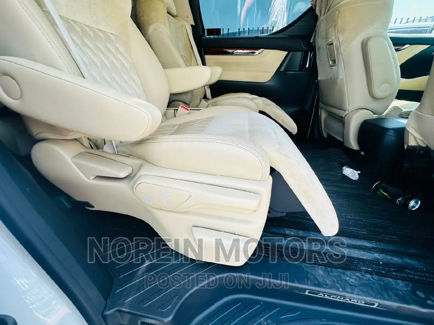 Toyota Alphard 2016 White