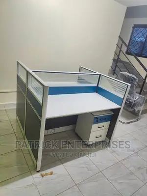 Executive Imported Morden Two Way Workstation