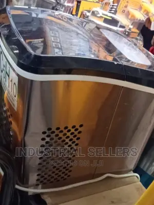 Formidable Ice Cube Maker Machine