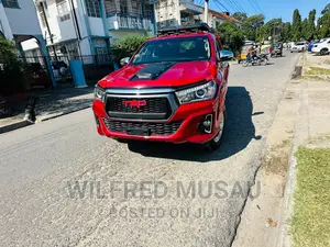 Toyota Hilux 2016 Red