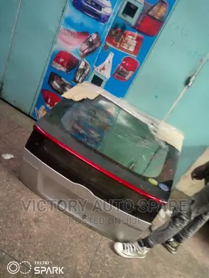 Honda Insight Boot 2010-2014 Model