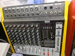 BNK Powered Mixer 8 Channel √√
