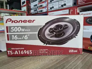 Pioneer 500 Watts 6 Inch Round Speakers- A Pair