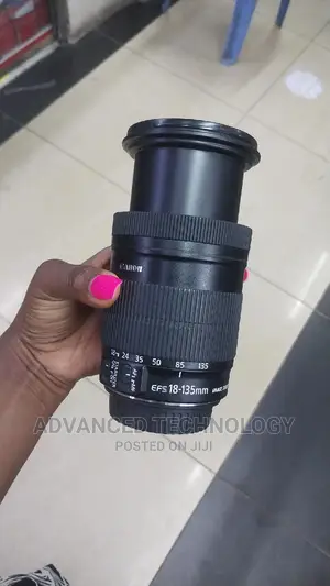 Canon 18-135mm Zoom Lense