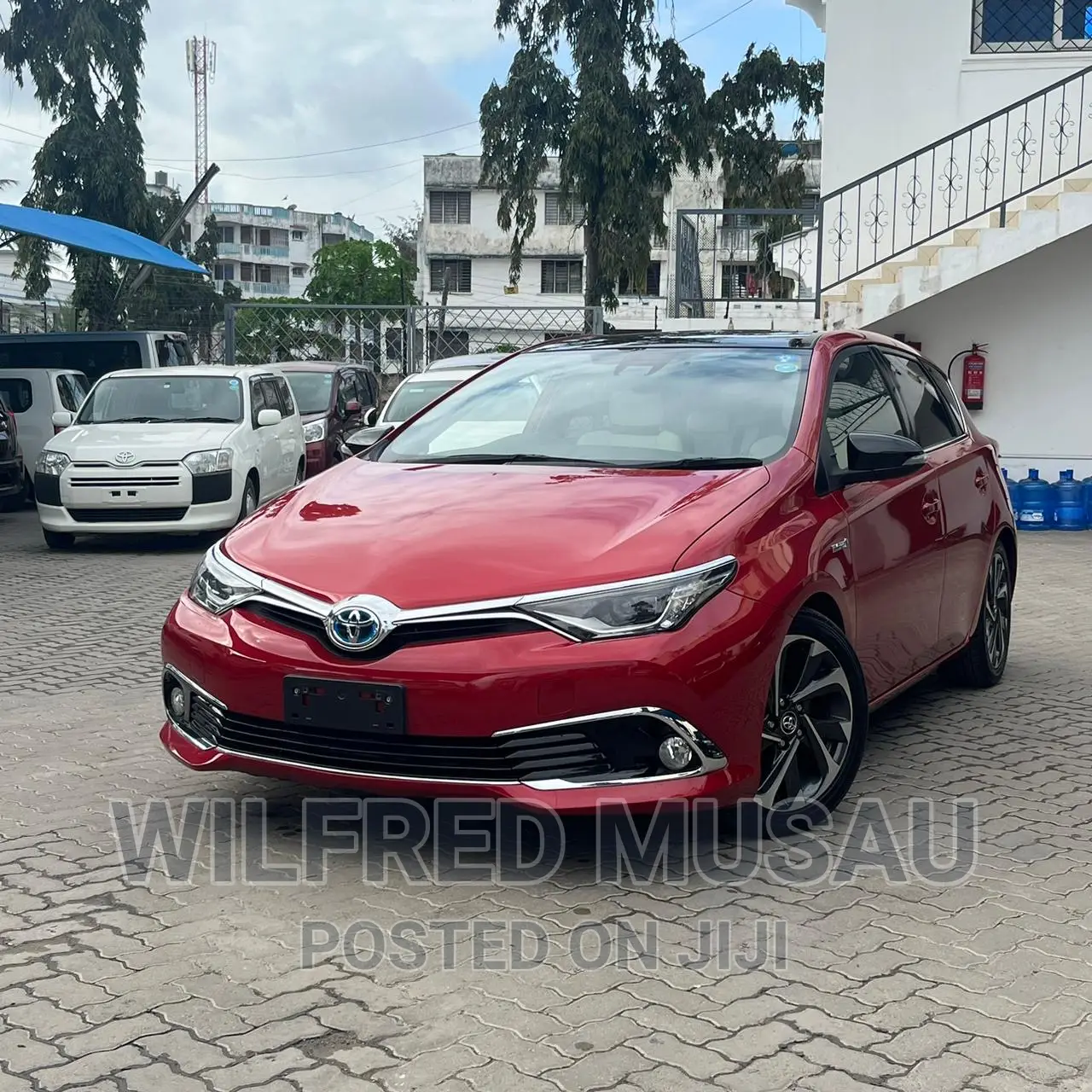 Toyota Auris 2016 Red