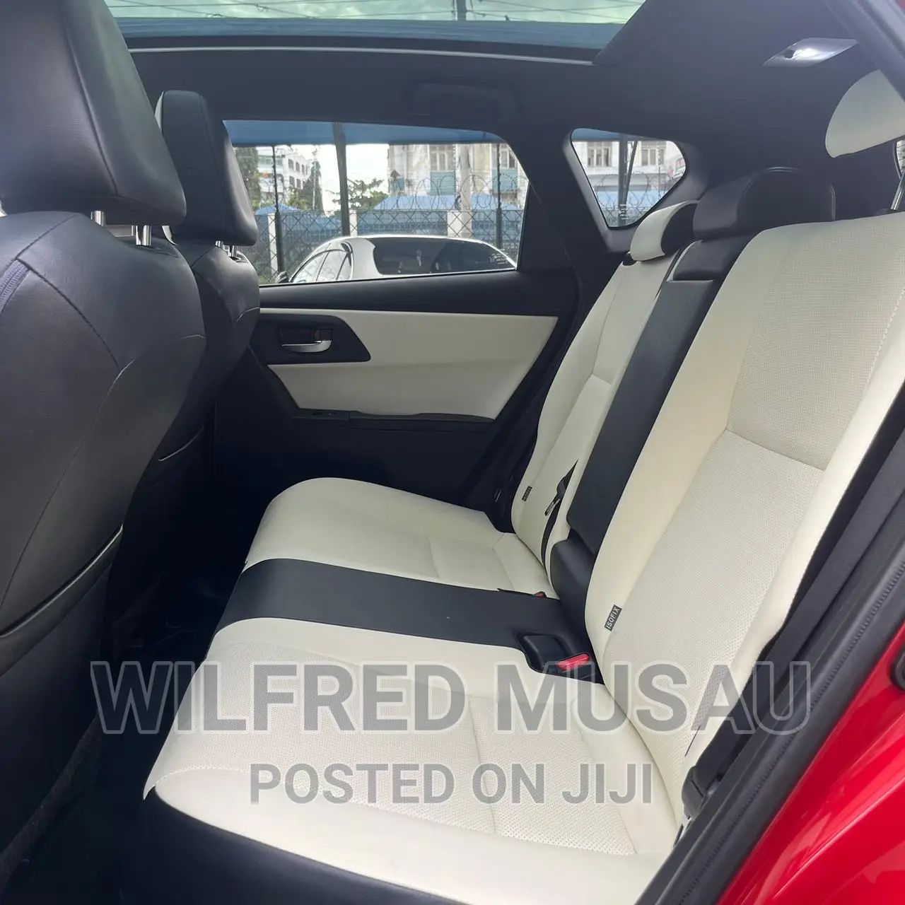 Toyota Auris 2016 Red