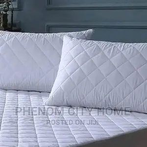 Quilted Waterproof Pillow Protector