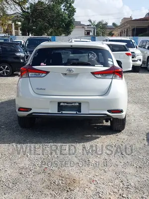 Toyota Auris 2016 White