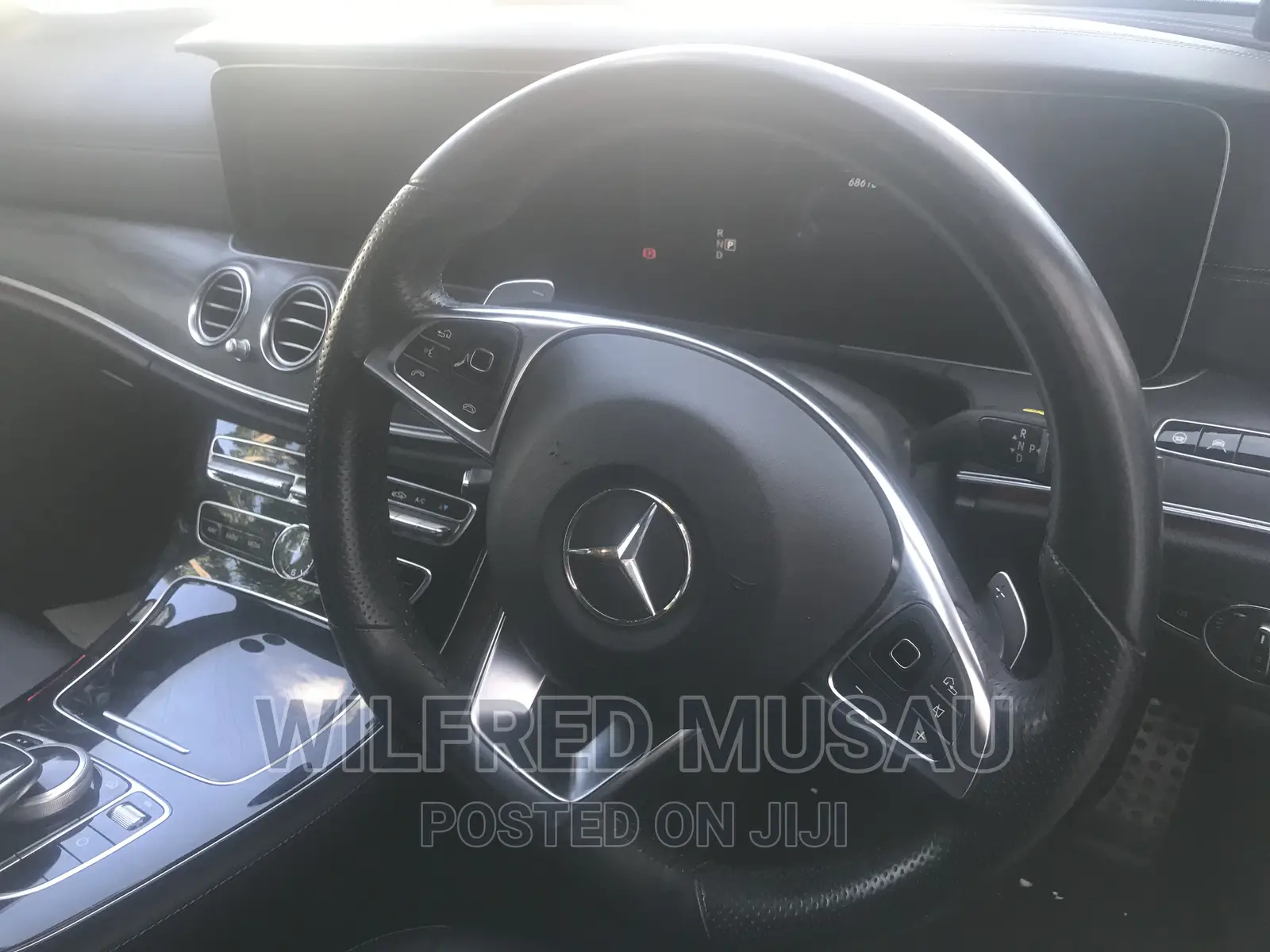 Mercedes-Benz E200 2016 Black