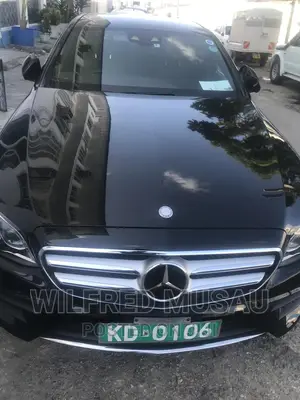 Mercedes-Benz E200 2016 Black