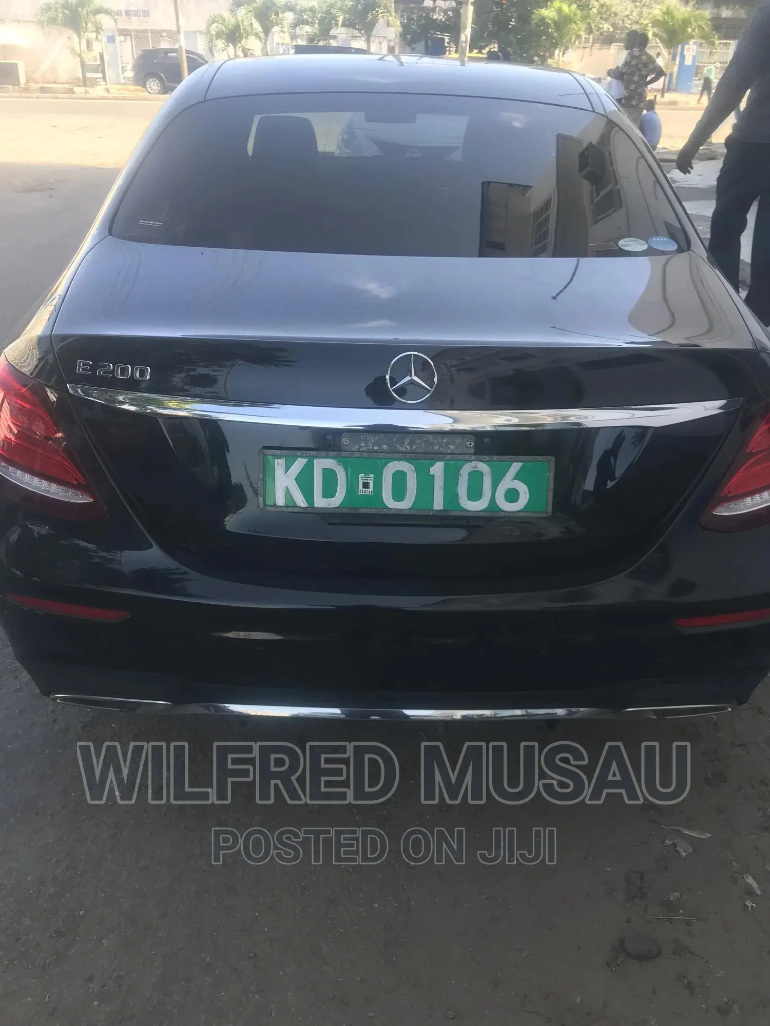 Mercedes-Benz E200 2016 Black