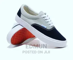 Grey Black Old Skool Vans Off the Wall