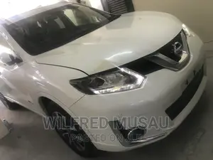 Nissan X-Trail 2.0 Hybrid FWD 2016 White