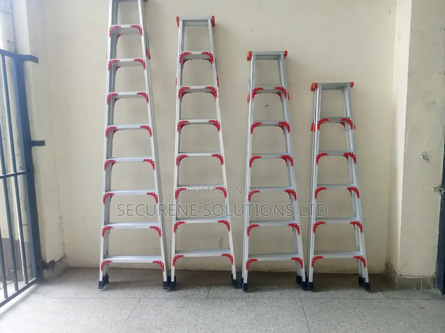 Aluminium Twin Sided Multiple a Types Step Ladder