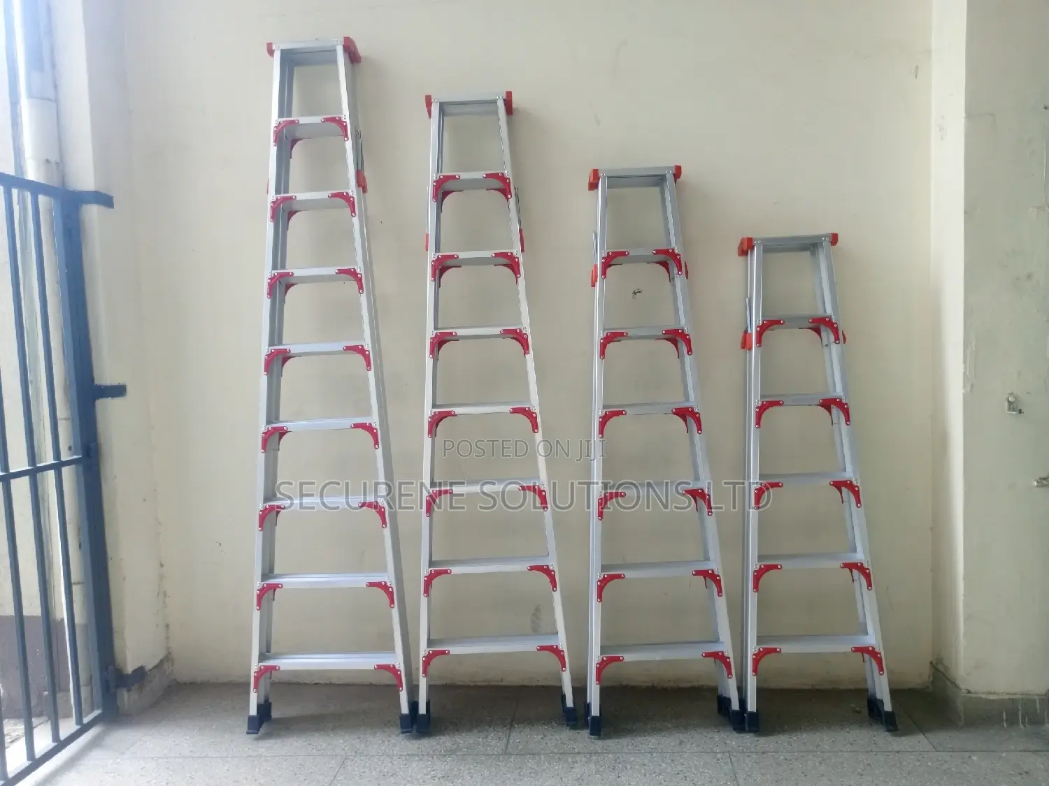 Aluminium Twin Sided Multiple a Types Step Ladder