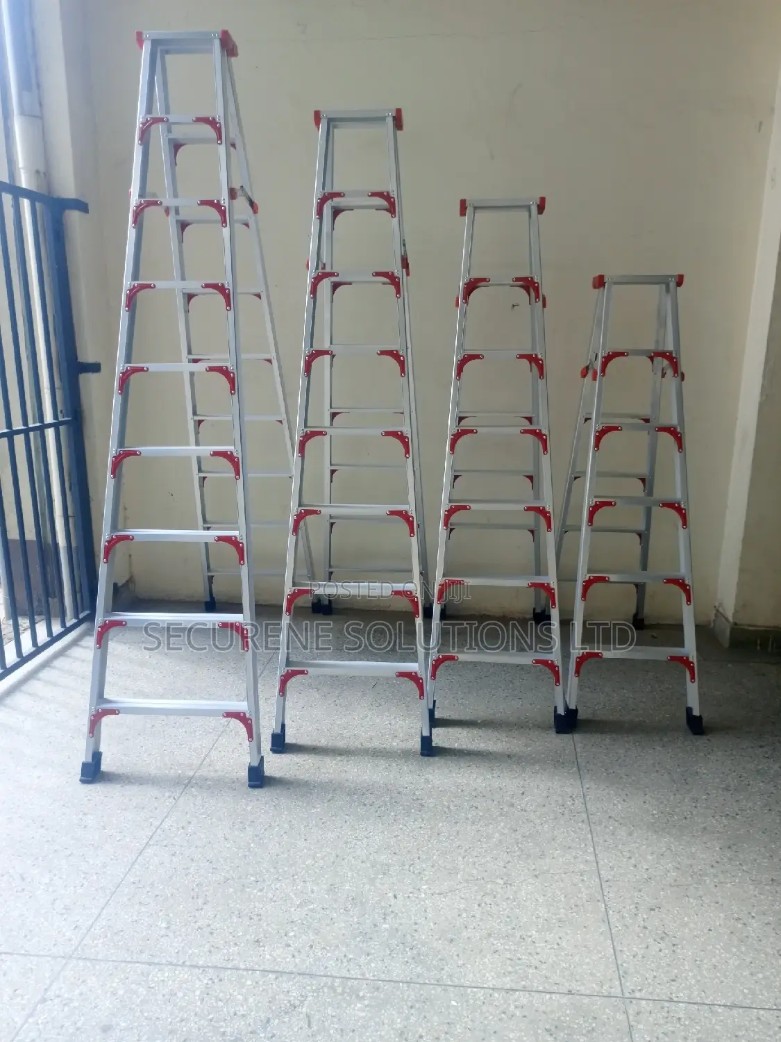 Aluminium Twin Sided Multiple a Types Step Ladder