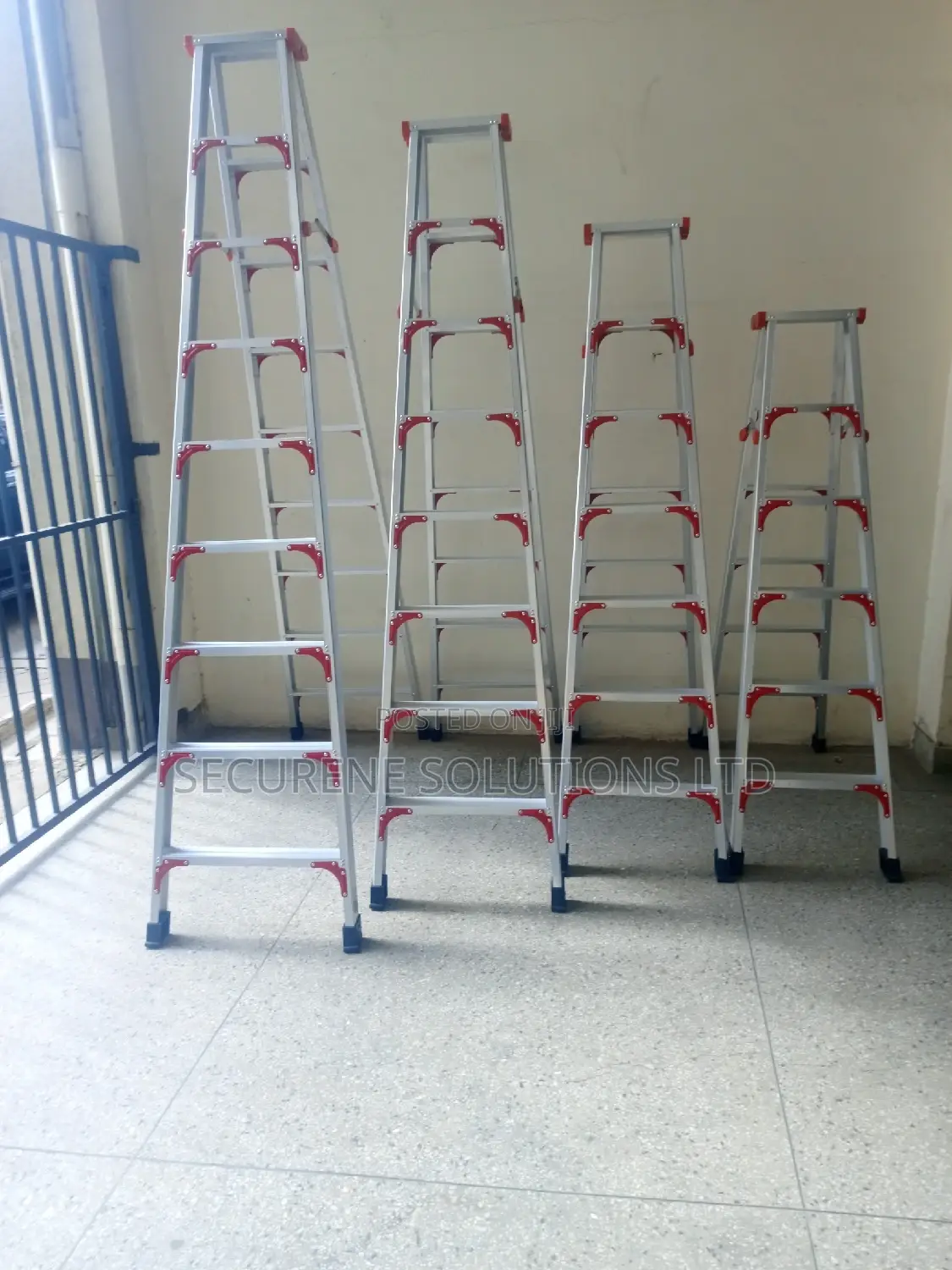 Aluminium Twin Sided Multiple a Types Step Ladder