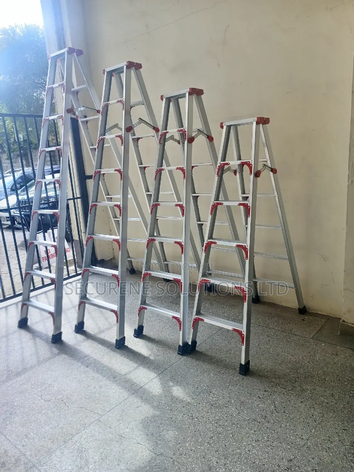 Aluminium Twin Sided Multiple a Types Step Ladder